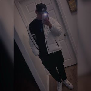 Meet your Posher, Joshua